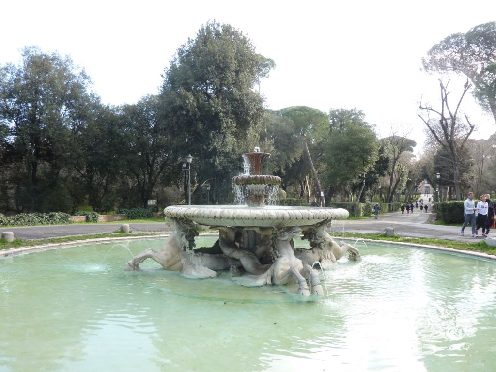 week-end-romantique-a-rome-villa-borghesa