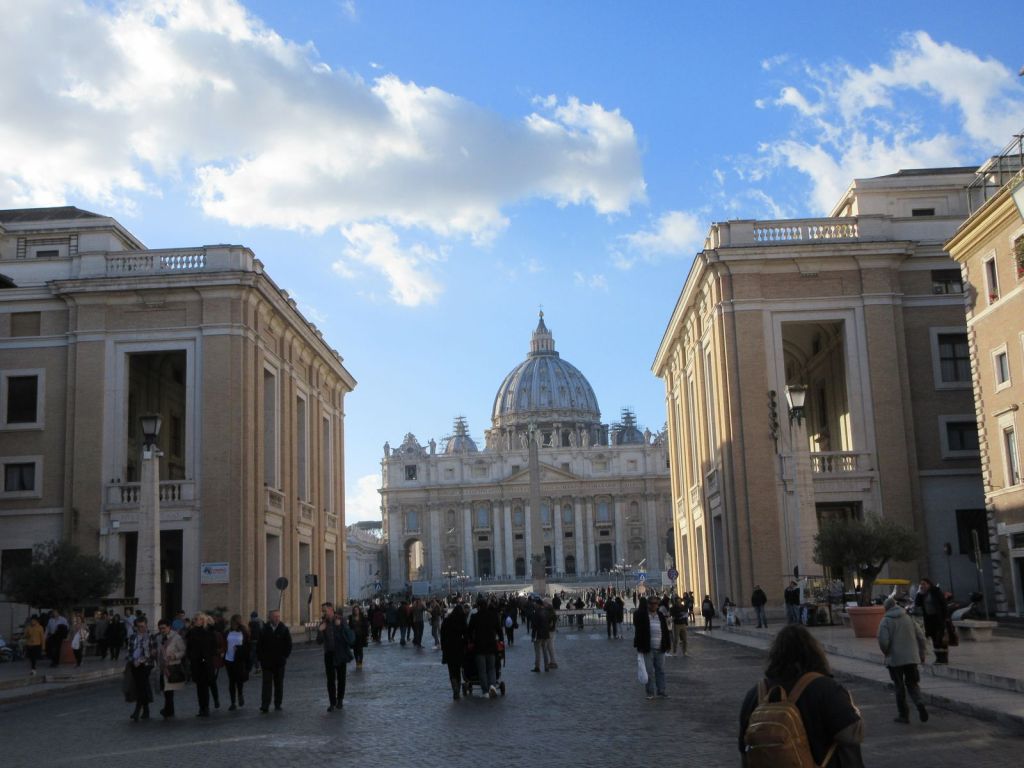 week-end-romantique-a-rome-place-saint-pierre-vatican
