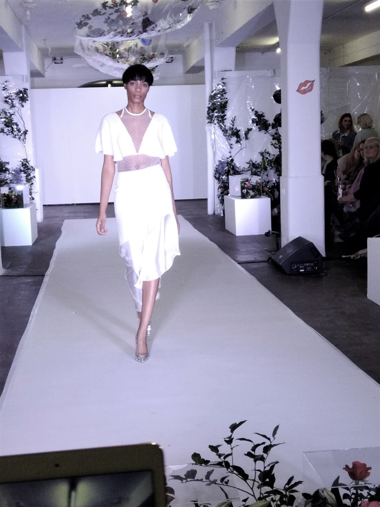 défilé-de-mode-robe-de-mariée-collection-été-2018